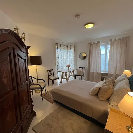 Проживание в семье 15 Qm Mit Gemeinschaftsbad Мюнхен