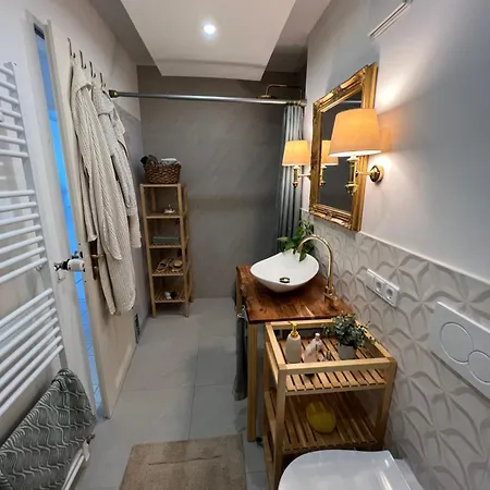 Homestay 15 Qm Mit Gemeinschaftsbad *