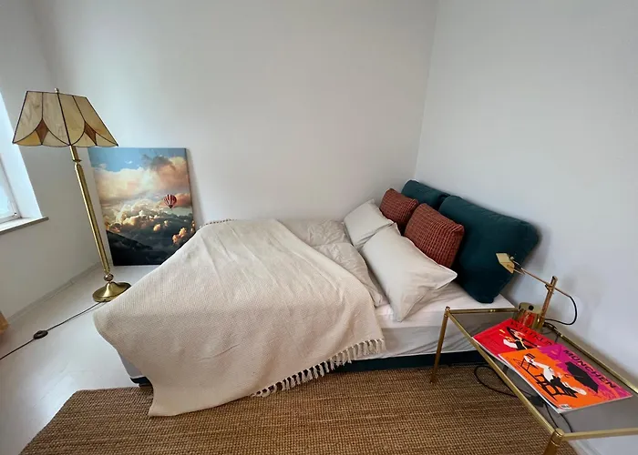 ホームステイ 15 Qm Mit Gemeinschaftsbad *